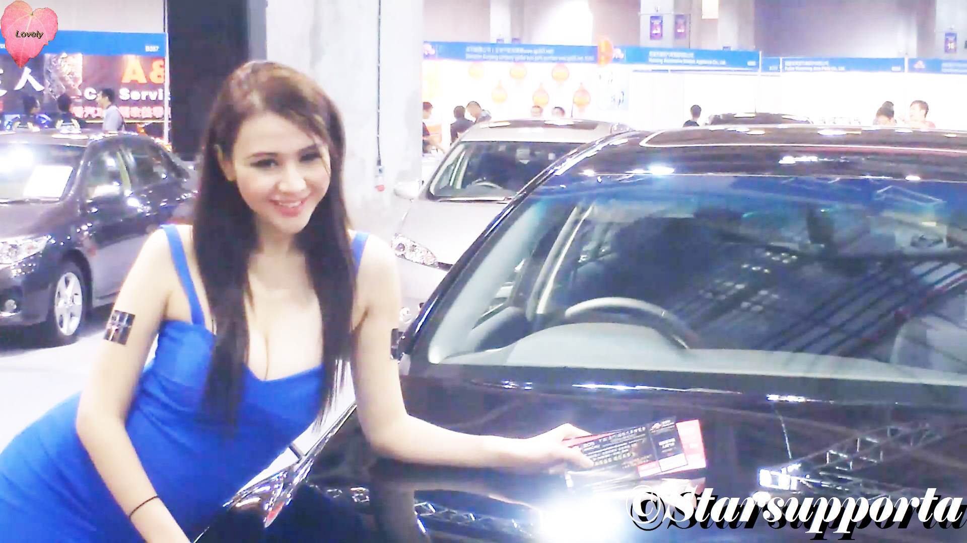20111028 第一屆中國(澳門)國際汽車博覽會 - 香港靚模: Iris Chung 鐘永慧 @ 澳門斯尼斯人 (video)
